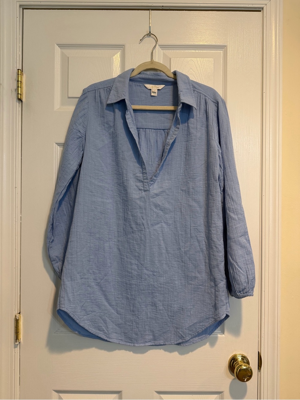 Lilly Pulitzer Light Blue Men’s Long-Sleeve Button Down Shirt